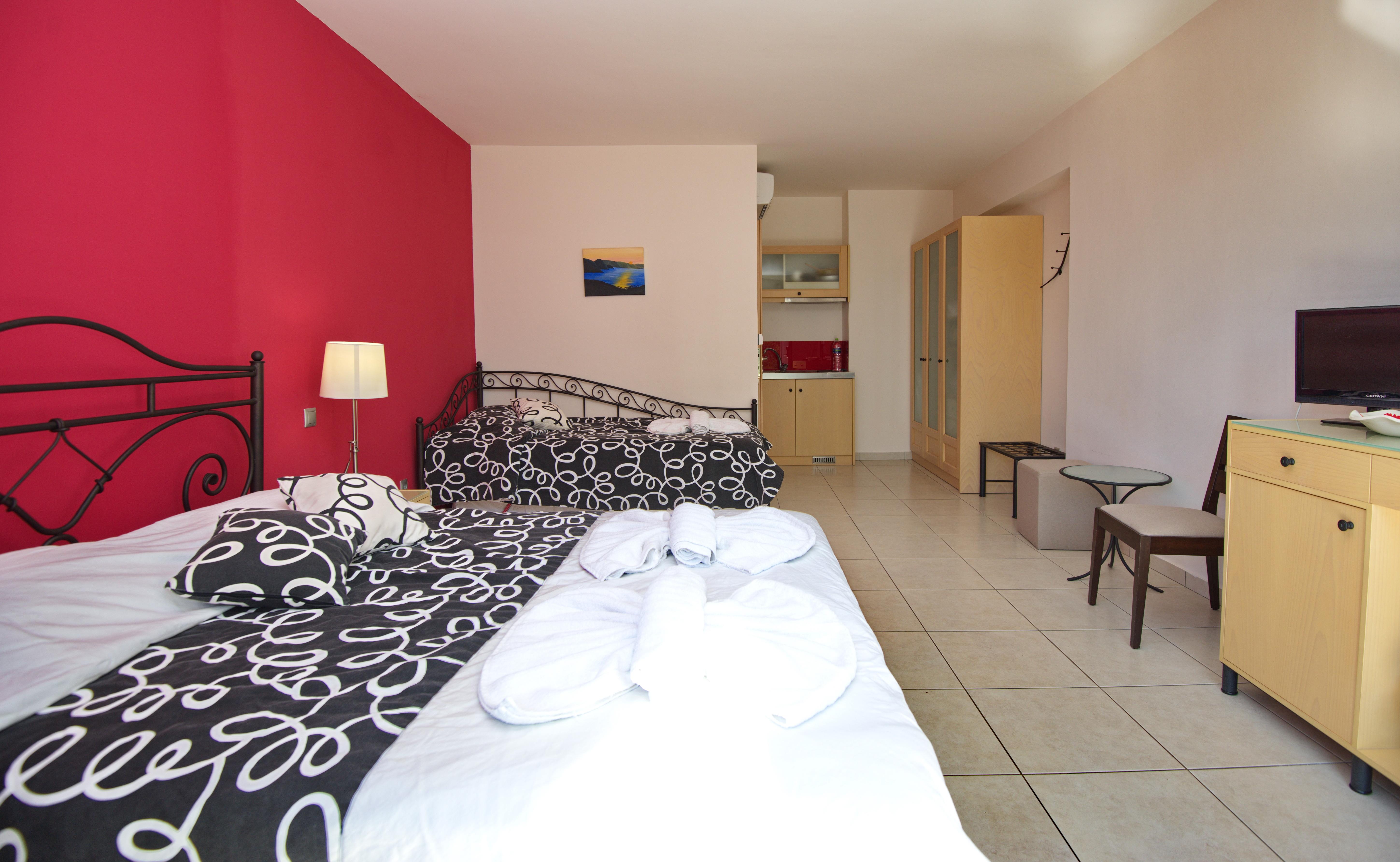 4Epoches Hotel Steni Vala Alonissos Екстериор снимка